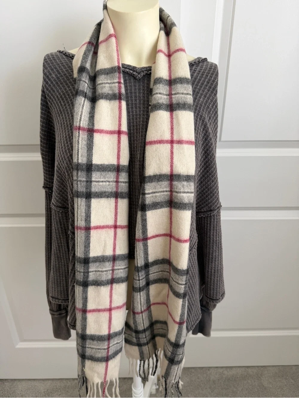 Vintage Made in Scotland 100% Lambswool Scarf Quiet Luxury Winter